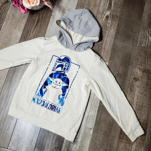 H&M Star Wars The Mandalorian Boys 6X/7 Cream Metallic Blue Pullover Hoodie
